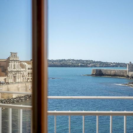 Ortigia Seafront Apartment By Wonderful Italy Syracuse Exterior photo